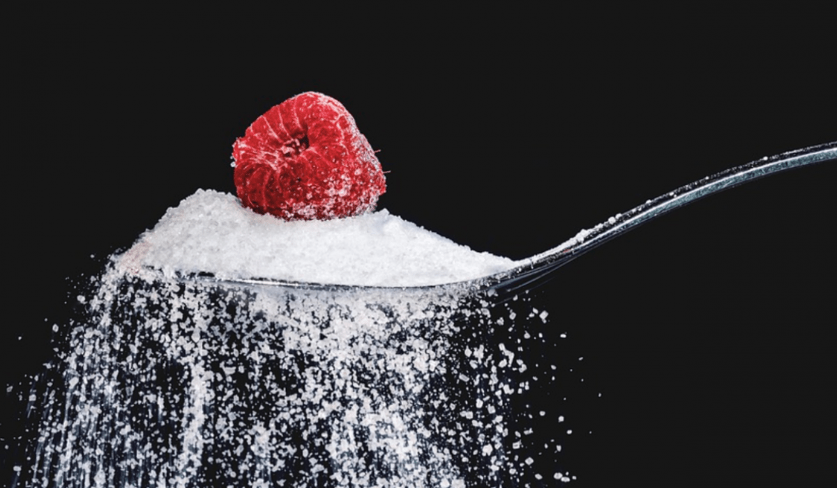 Artificial sweetener in a spoon