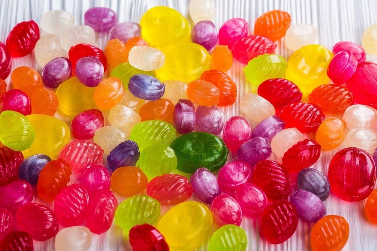 Colorful candies containing sugar.