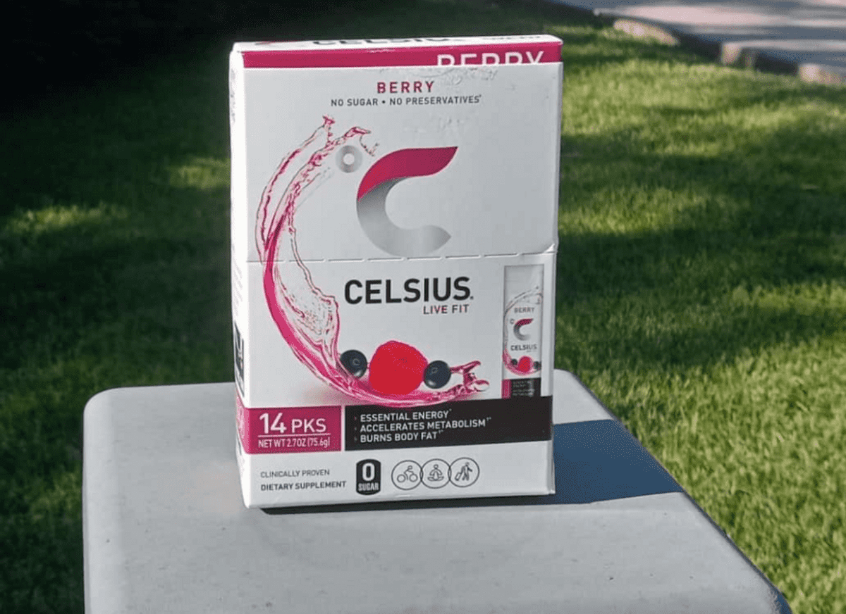 A box of Celsius On The Go including 14 small one serving sachets.